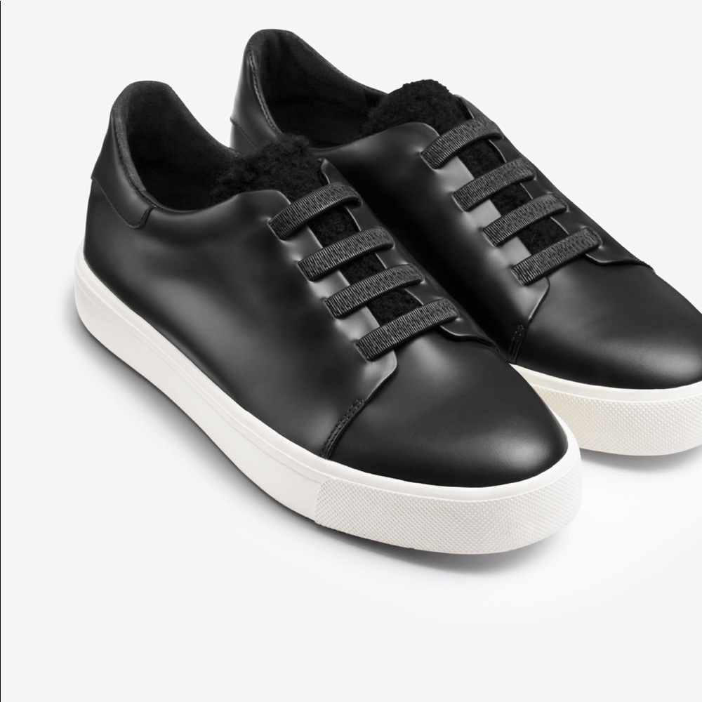 Vince
Women's Black Bolton Mixed Media Sneaker